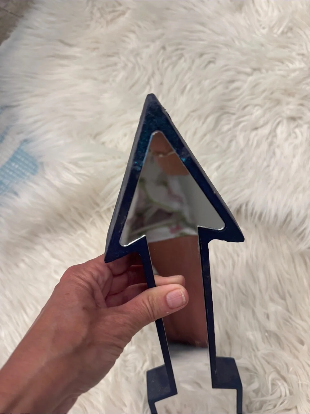 Decorative Arrow Wall Mirror in Navy Blue